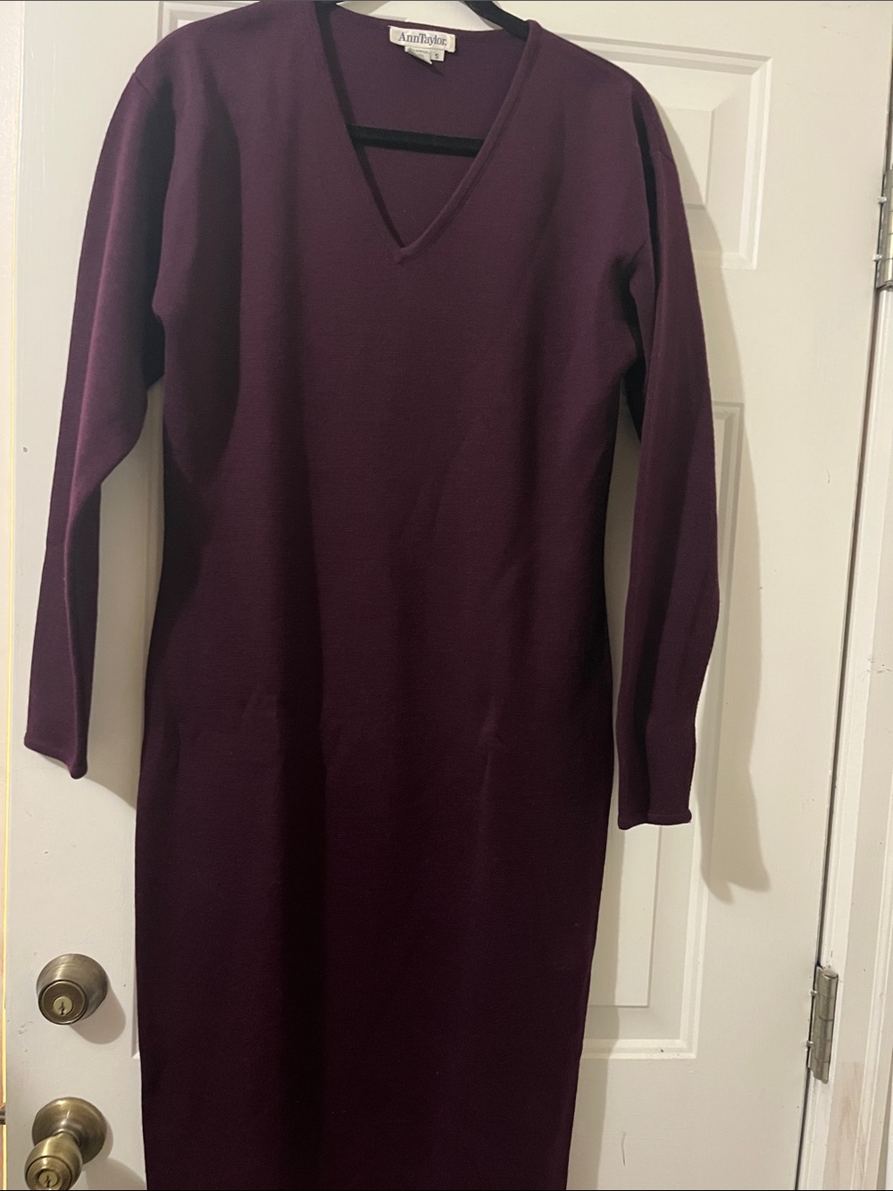 Vintage Ann Taylor Deep Plum V-Neck Long Sleeve Knit Dress